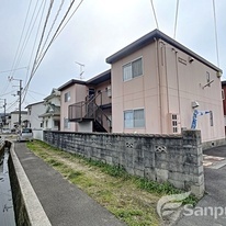 ルネシュ西長戸Ａ棟