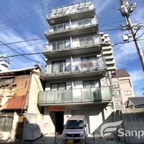 セレナ湊町