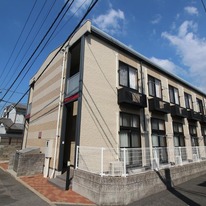 レオパレスクレセント山越